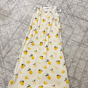 Kyte Baby sleep sack - size large.  Play condition.  Super cozy.